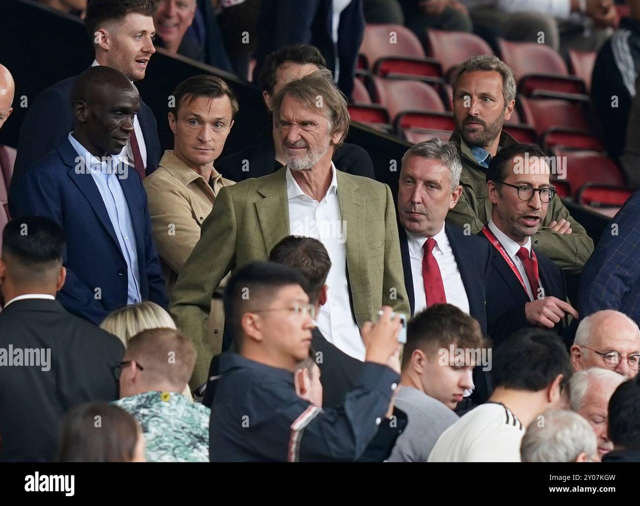 Manchester, Royaume-Uni. 1er septembre 2024. Le propriétaire du Manchester United, Sir Jim Ratcliffe (C), lors du match de premier League à Old Trafford, Manchester. Le crédit photo devrait se lire : Andrew Yates/Sportimage crédit : Sportimage Ltd/Alamy Live News Banque D'Images