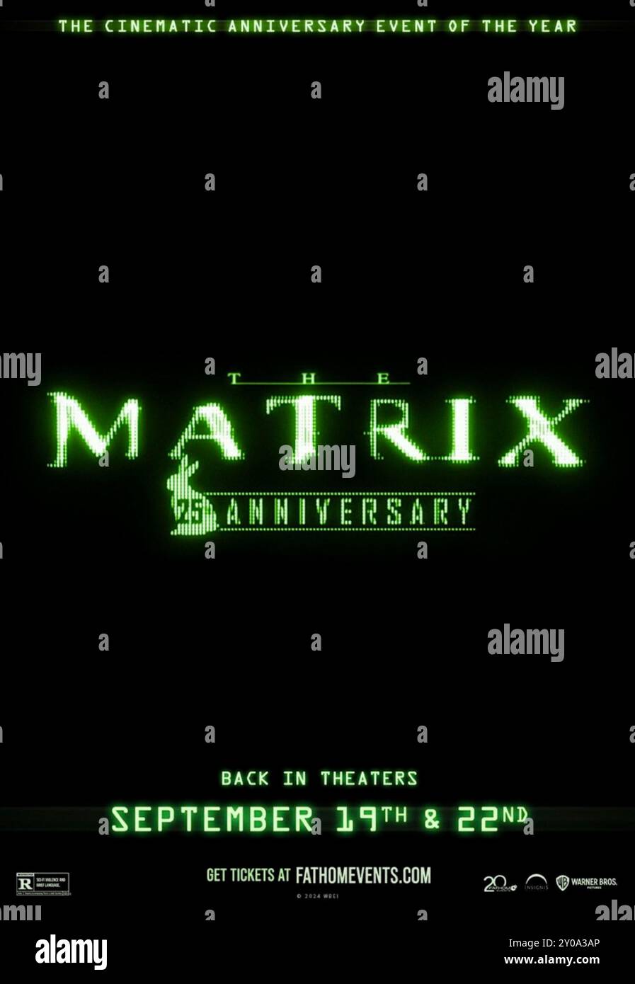 The Matrix (1999) réalisé par les frères Wachowski et mettant en vedette Keanu Reeves, Laurence Fishburne, Carrie-Anne Moss et Joe Pantoliano. Un pirate informatique trouve que le trou du lapin est plus profond qu'il ne l'imaginait peut-être quand il choisit de prendre la pilule rouge dans ce classique innovant et déchirant de Science Fiction. Affiche publicitaire pour la réédition du 25e anniversaire ***USAGE ÉDITORIAL SEULEMENT ***. Crédit : BFA / Warner Bros Banque D'Images