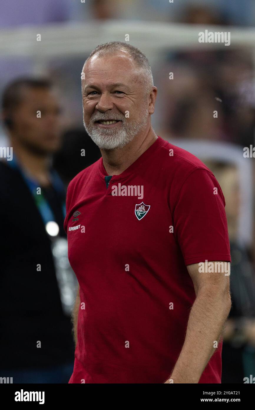 1er septembre 2024, Rio de Janeiro, Rio de Janeiro, Brésil : RIO DE JANEIRO, BRÉSIL - 1er SEPTEMBRE : MANO MENEZES, entraîneur-chef de Fluminense sourit avant le match entre Fluminense et Sao Paulo FC dans le cadre de Brasileirao Serie A au stade Maracana le 1er septembre 2024 à Rio de Janeiro, Brésil. (Crédit image : © Ruano Carneiro/ZUMA Press Wire) USAGE ÉDITORIAL SEULEMENT! Non destiné à UN USAGE commercial ! Banque D'Images