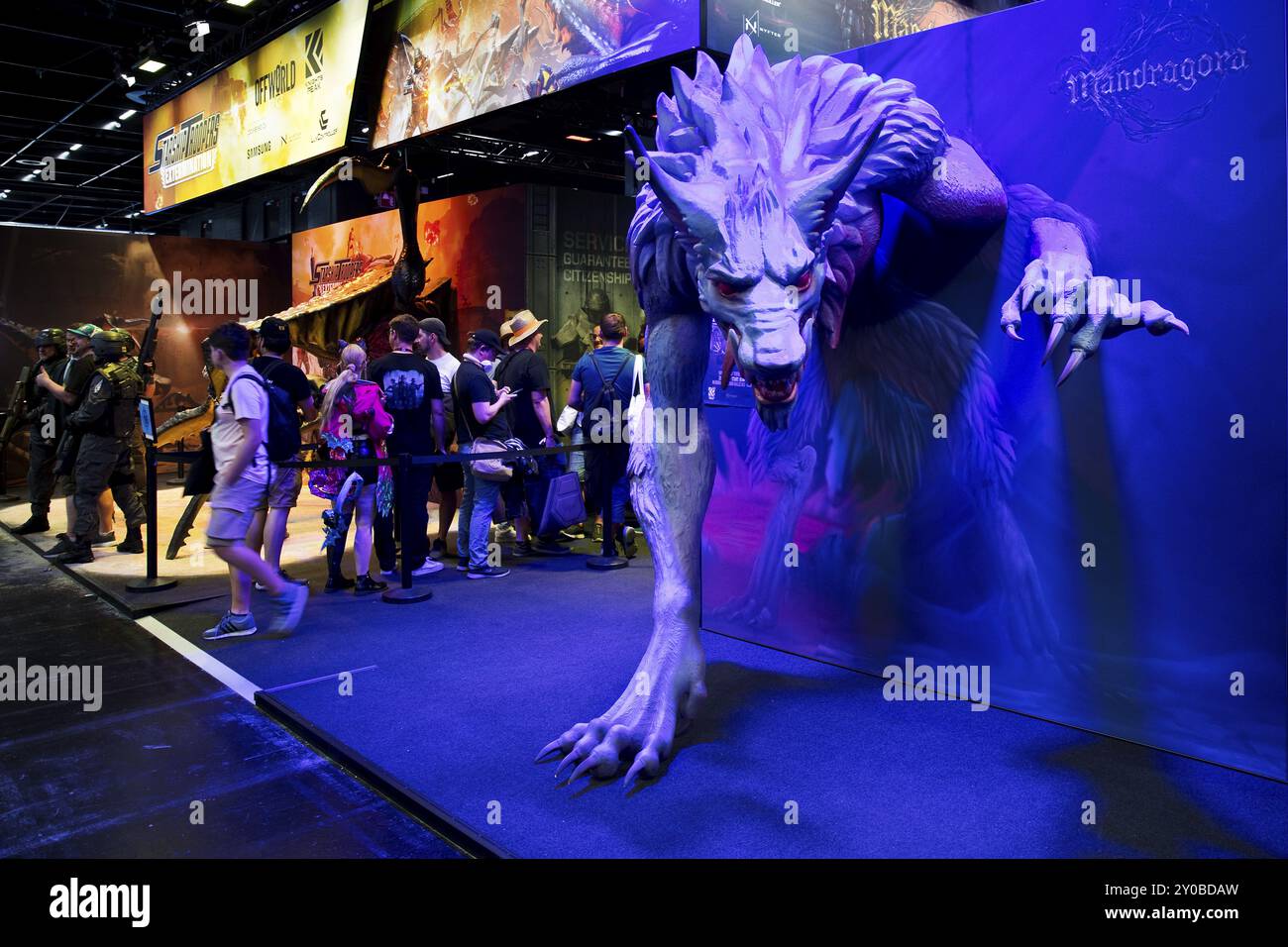 Stand de Mandragora, un jeu d'univers sombre et pittoresque, foire commerciale Gamescom, le plus grand salon professionnel du monde pour les jeux informatiques et co Banque D'Images