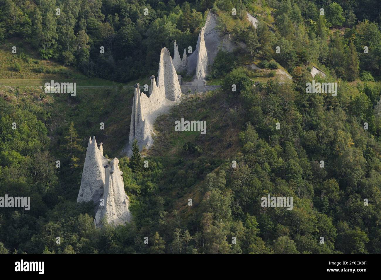 Pyramides de terre d'Euseigne dans le Val d'Heremence dans le canton du Valais en Suisse Banque D'Images