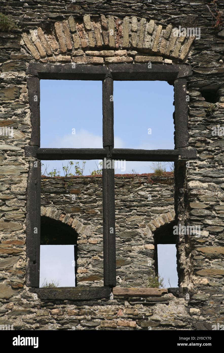 Poutres de maison en ruine Banque de photographies et d’images à haute ...