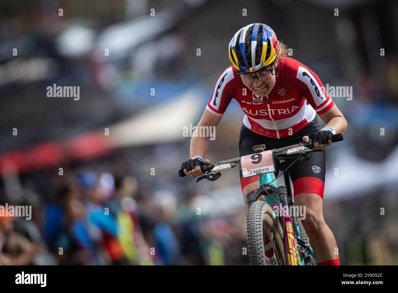 Laura Stigger d'Autriche en action lors des Championnats du monde de vélo de montagne UCI de cross-country femmes Elite à Vallnord, Andorre, le 1er septembre 20 Banque D'Images