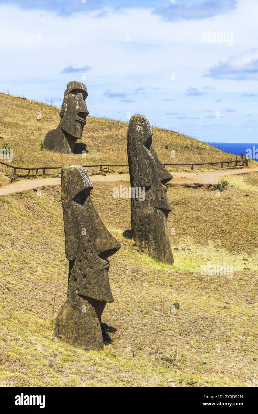 Statue de pierre volcanique dans le parc national de Rapa Nui sur l'île de Pâques, Chili, Amérique du Sud Banque D'Images