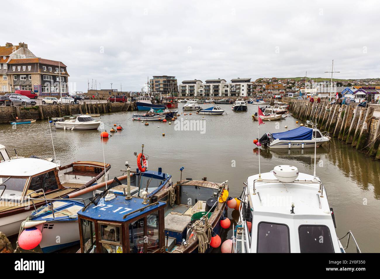 West Bay, West Bay Harbour, Dorset, Royaume-Uni, Angleterre, West Bay marina, port, port, marina, bateaux, excursions en bateau, ports, bateaux charter, excursions, Banque D'Images