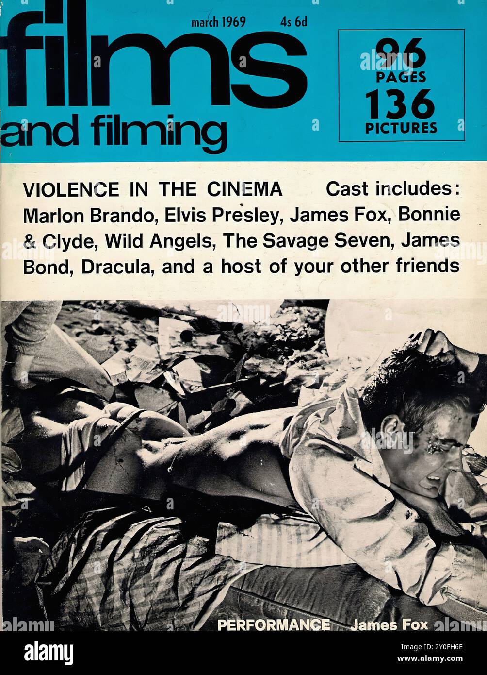 Films et tournage mars 1969 - couverture du magazine Vintage - photographe inconnu - transcription de texte [ May I IME/Dusty mars 1969 films et PAGES DE tournage 136 IMAGES VIOLENCE AU CINÉMA Cast inclut : Marlon Brando, Elvis Presley, James Fox, Bonnie & Clyde, Wild Angels, The Savage Seven, James Bond, Dracula, et une foule de vos autres amis PERFORMANCE James Fox ] POUR USAGE ÉDITORIAL SEULEMENT ! Banque D'Images