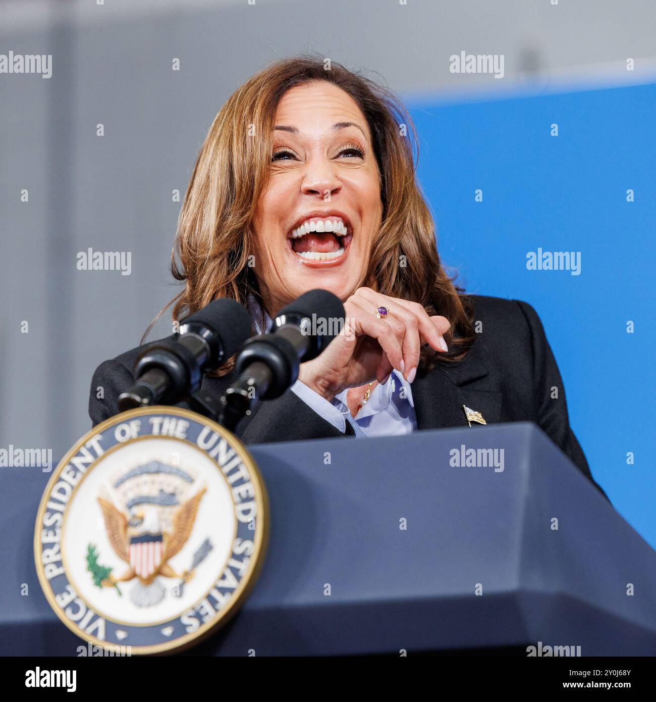 Detroit, Michigan, États-Unis. 2 septembre 2024. La vice-présidente KAMALA HARRIS prend la parole lors d'un événement de la campagne de la fête du travail. (Crédit image : © Andrew Roth/ZUMA Press Wire) USAGE ÉDITORIAL SEULEMENT! Non destiné à UN USAGE commercial ! Banque D'Images