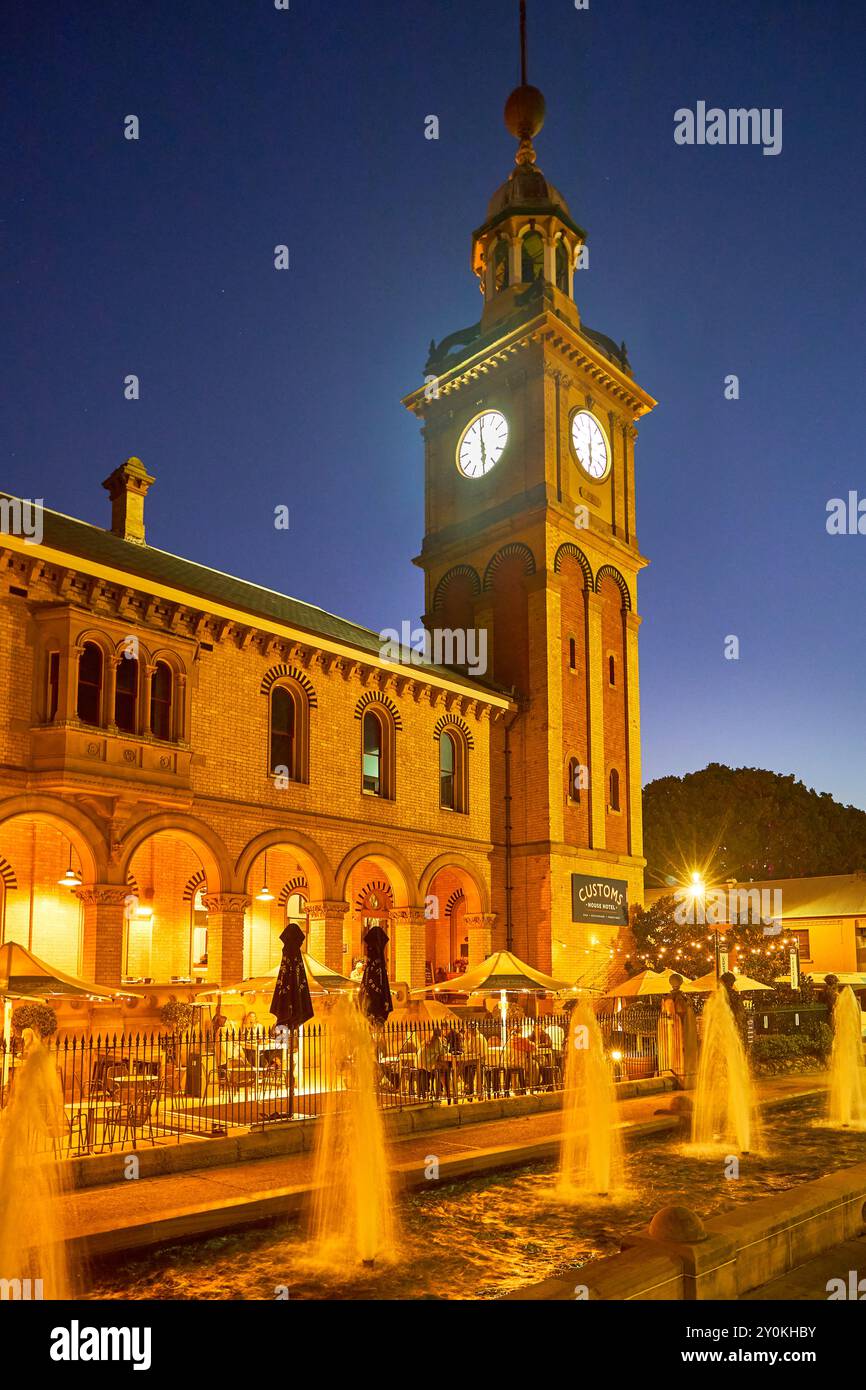 Customs House Hotel à Newcastle, NSW, Australie. L'ancien bâtiment du gouvernement, construit en 1877, est aujourd'hui un lieu de divertissement Banque D'Images