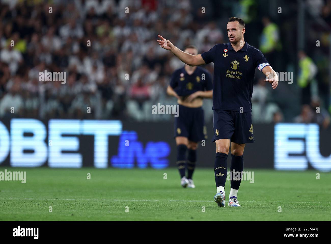 Federico Gatti de la Juventus FC fait des gestes pendant le match de Serie A entre la Juventus FC et l'AS Roma au stade Allianz le 1er septembre 2024 à Turin, Italie . Banque D'Images