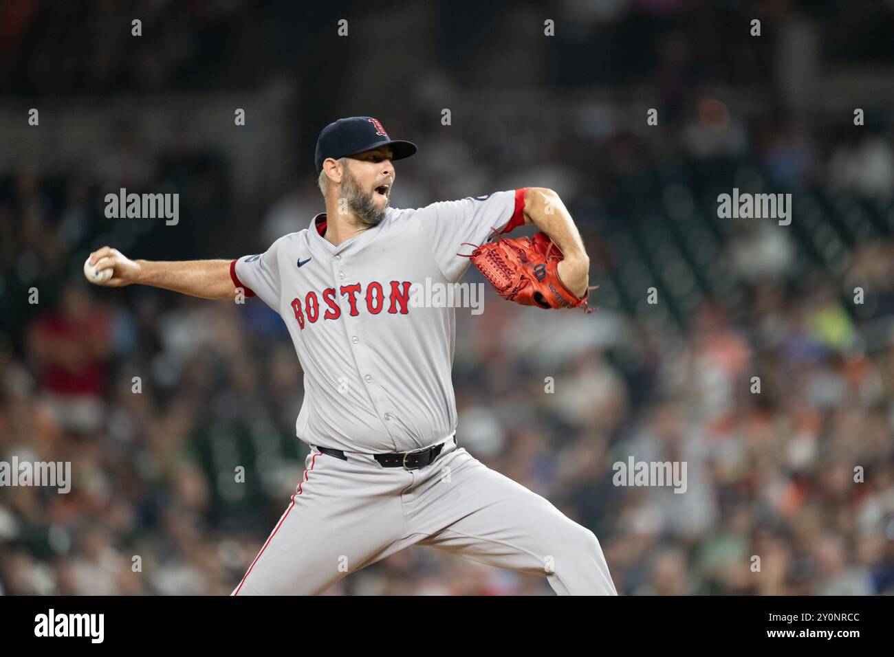 Chris Martin (55), lanceur des Red Sox de Boston, lors d'un match entre les Tigers de Detroit et les Red Sox de Boston, le vendredi 30 août 2024 à Detroit. (Carl Banque D'Images
