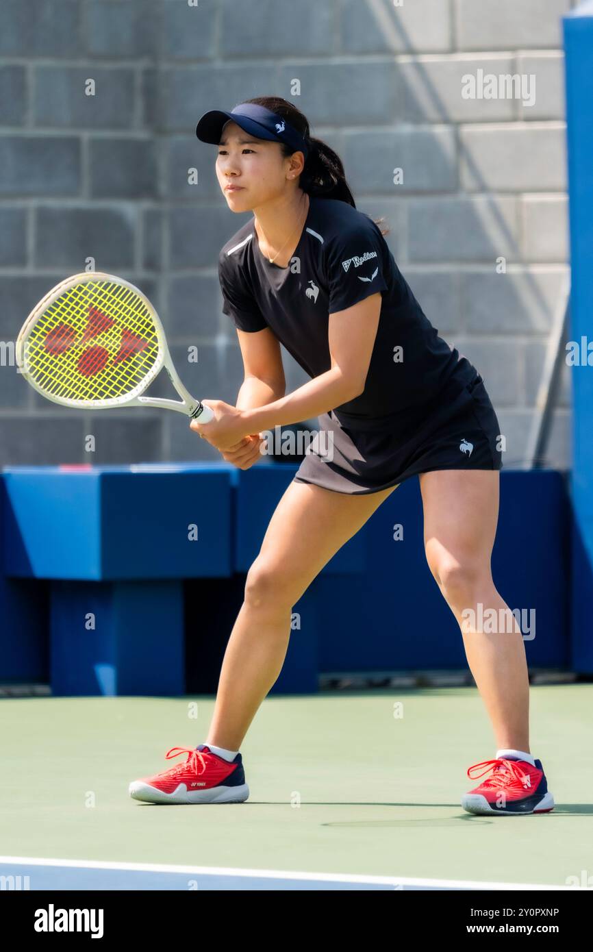 NAO Hibino (JPN) participe à la première ronde de l'US Open Tennis 2024. Banque D'Images