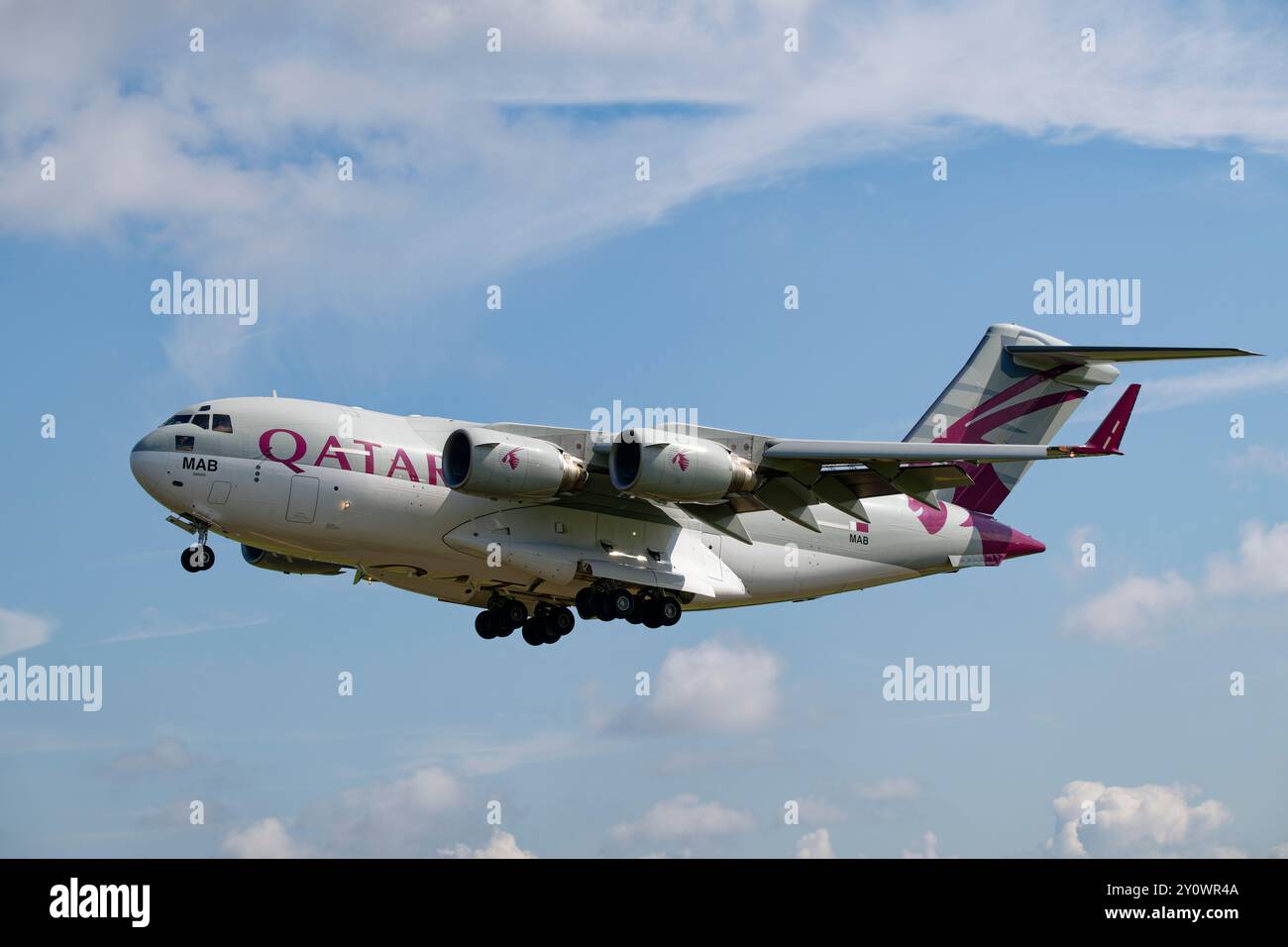 Qatar Emiri Air Force Boeing C-17 Globemaster III arrive à la RAF Fairford dans le sud de l'Angleterre pour le Royal International Air Tattoo. Banque D'Images