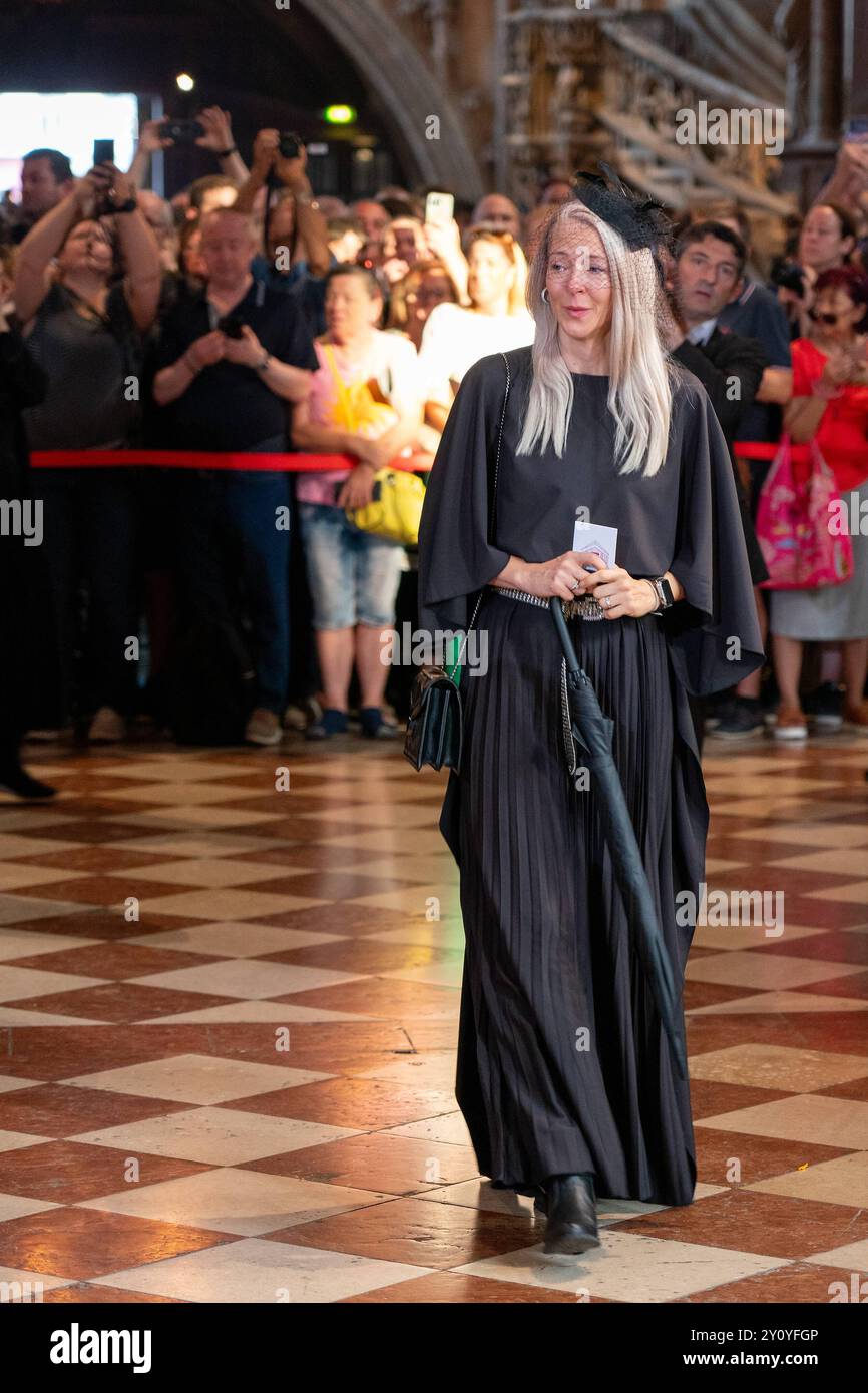 Richard Lugner Funeral, Farewell and Memorial service, Holy Mass, tenu Stephen's Cathedral, Vienna, Austria, le 31 août 2024. . Veuve Simone LUGNER (Reiländer). - 20240831_PD27075 Banque D'Images