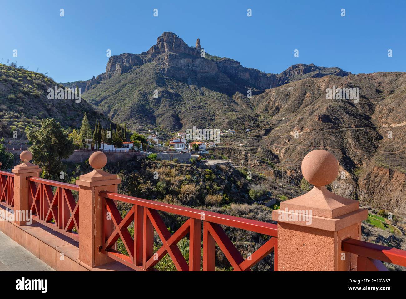Vue sur Tejeda à Roque Nublo, Grande Canarie, Îles Canaries, Espagne Banque D'Images
