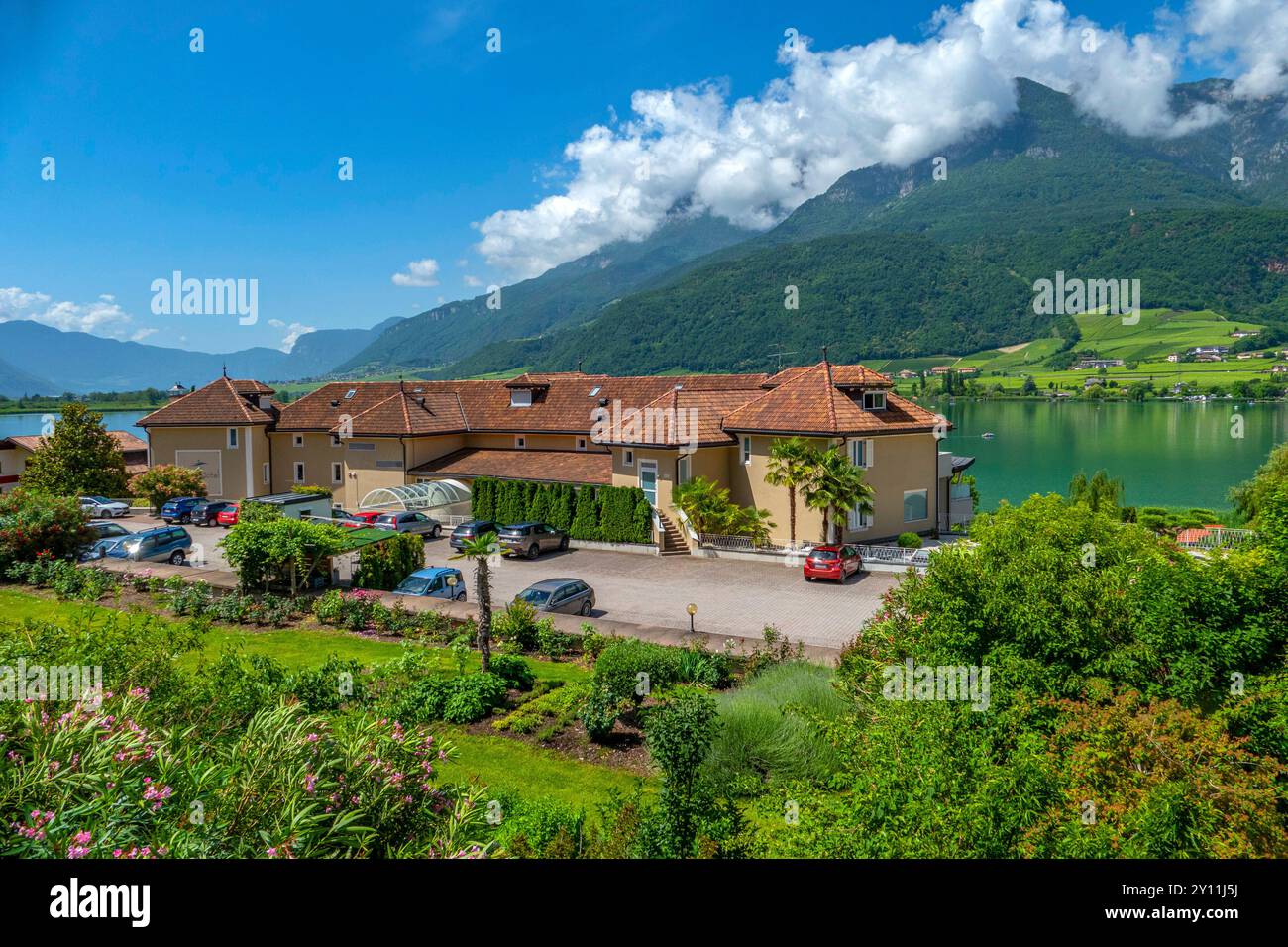 Lac Kaltern, Kaltern, route des vins du Tyrol du Sud, Province de Bolzano, Haut-Adige, Tyrol du Sud, Trentin-Tyrol du Sud, Italie, Italie Banque D'Images