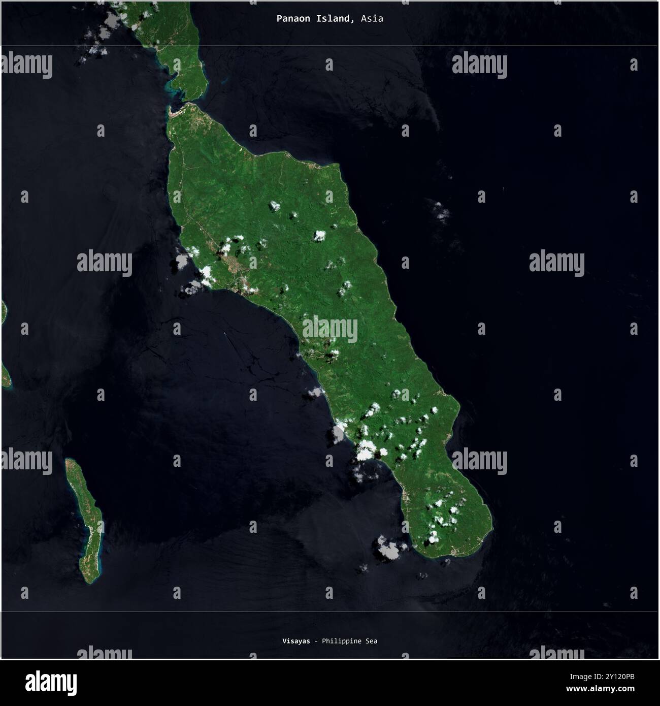Île de Panaon dans la mer des Philippines, appartenant aux Philippines, recadrée au carré sur une image satellite prise le 26 mai 2020 Banque D'Images