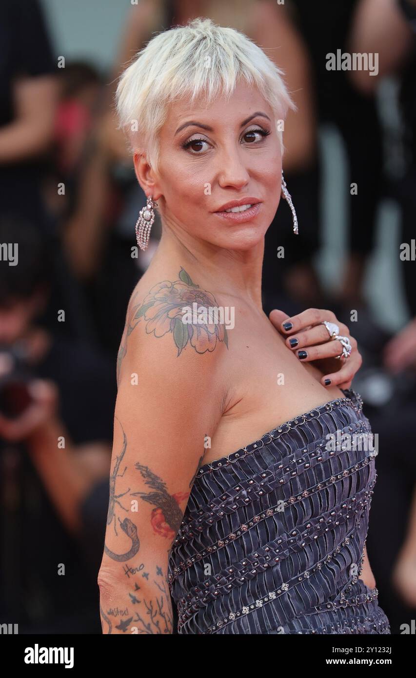 VENISE, ITALIE - 04 SEPTEMBRE : Malika Ayane assiste au tapis rouge 'Joker : folie à deux' pendant le 81ème Festival International du film de Venise à Sala Grande le 04 septembre 2024 à Venise, Italie. Crédit : Matteo Chinellato/Alamy Live News Banque D'Images