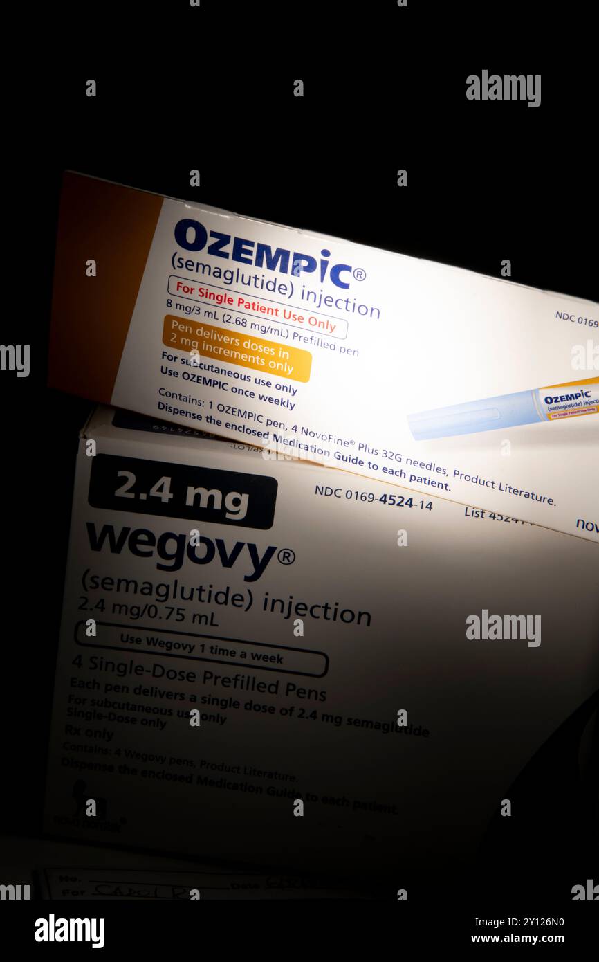 Nature morte d'Ozempic et Wegovy. Les deux sont des médicaments injectables de perte de poids sur ordonnance. Banque D'Images