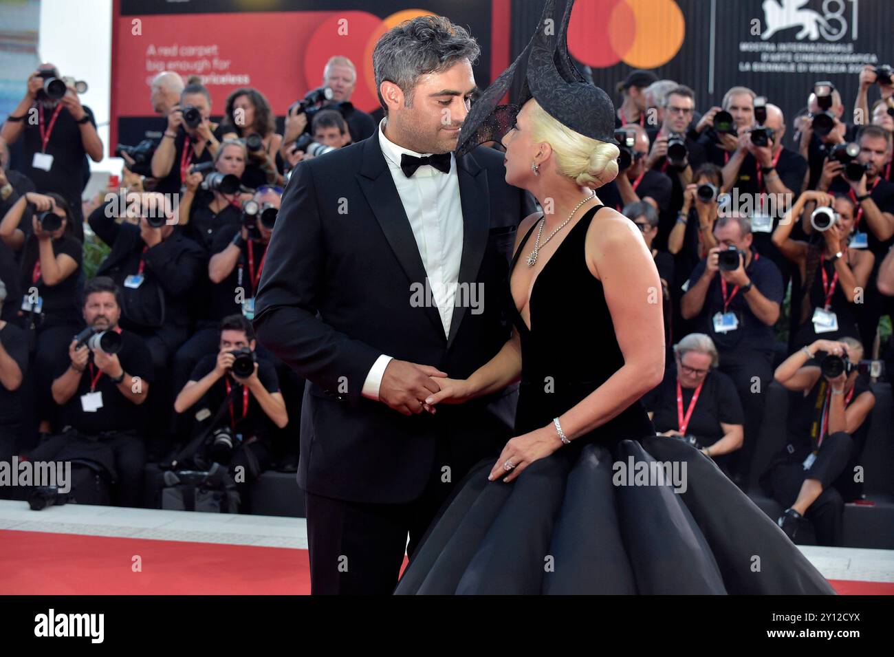 Venezia, Italie. 04th Sep, 2024. Lady Gaga et Michael Polansky assistent au tapis rouge « Joker : folie à deux » lors du 81e Festival international du film de Venise à Venise, Italie, le mercredi 4 septembre 2024. Photo de Rocco Spaziani/UPI crédit : UPI/Alamy Live News Banque D'Images