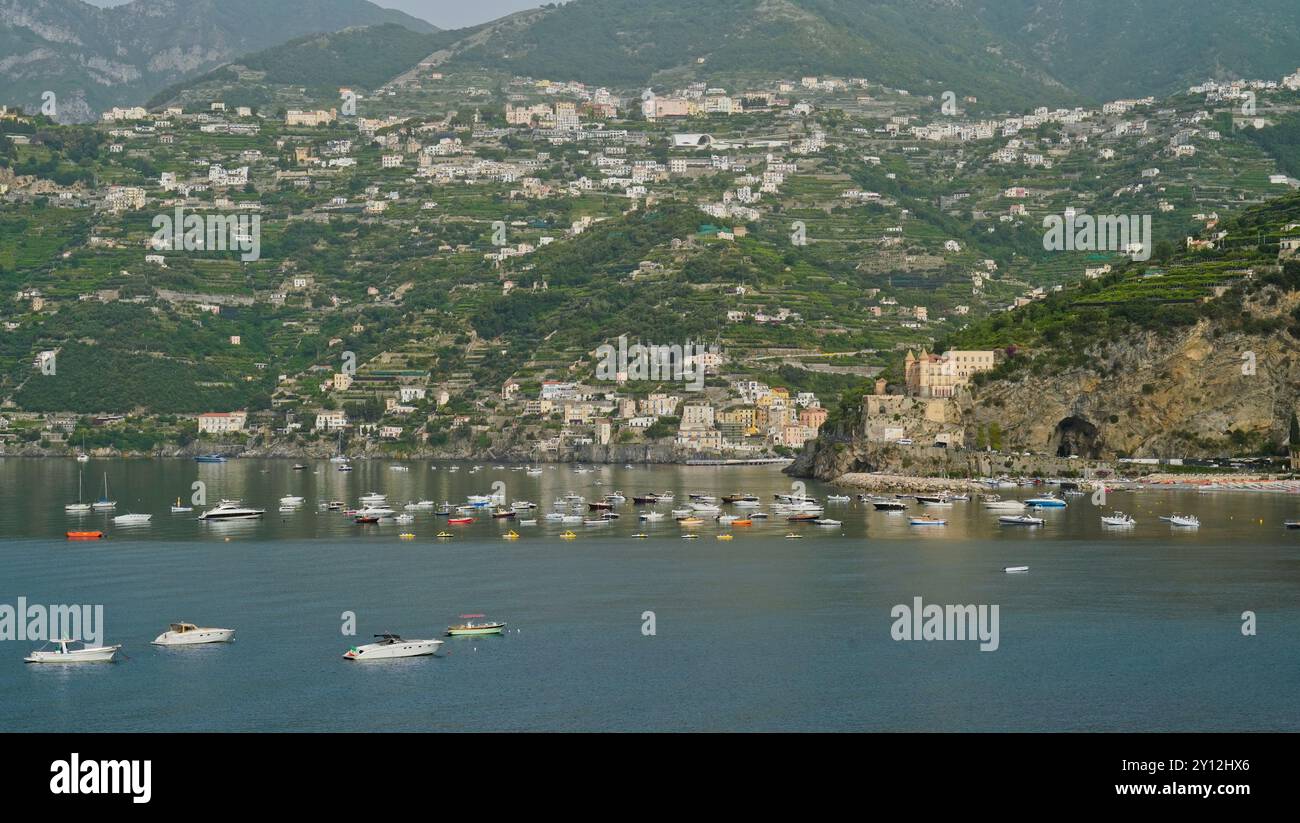 Panoramas de la côte amalfitaine, Province de Salerne, Campanie, Italie Banque D'Images