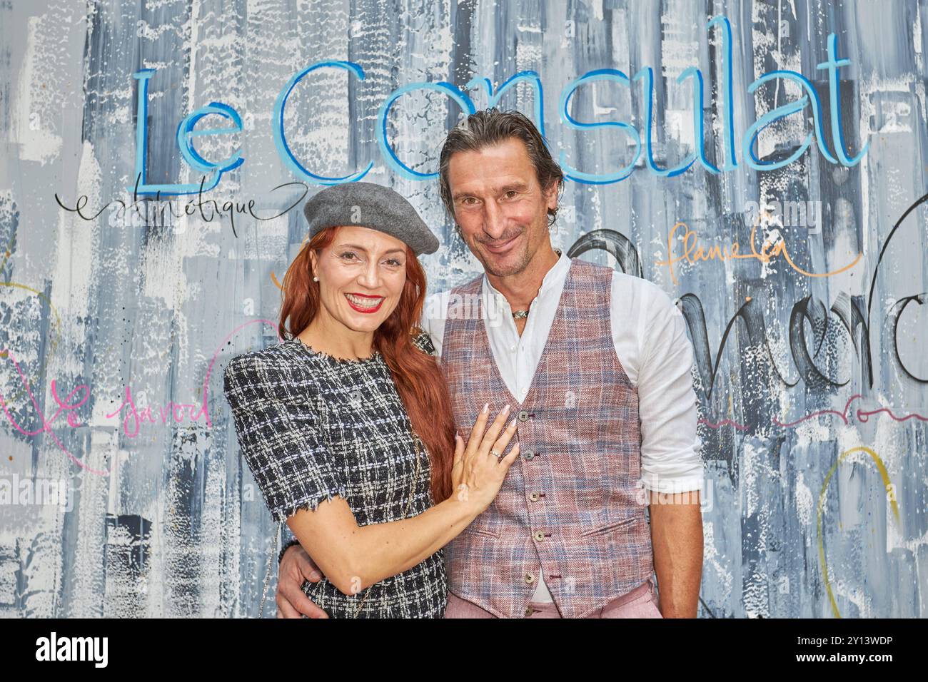 Kerstin Merlin und Christian Ganter - Grande ouverture des Bistrot le Consulat à Berlin AM 04.09.2024. Grande ouverture Bistrot le Consulat *** Kerstin Merlin et Christian Ganter Grande ouverture du Bistrot le Consulat à Berlin le 04 09 2024 Grande ouverture Bistrot le Consulat Banque D'Images