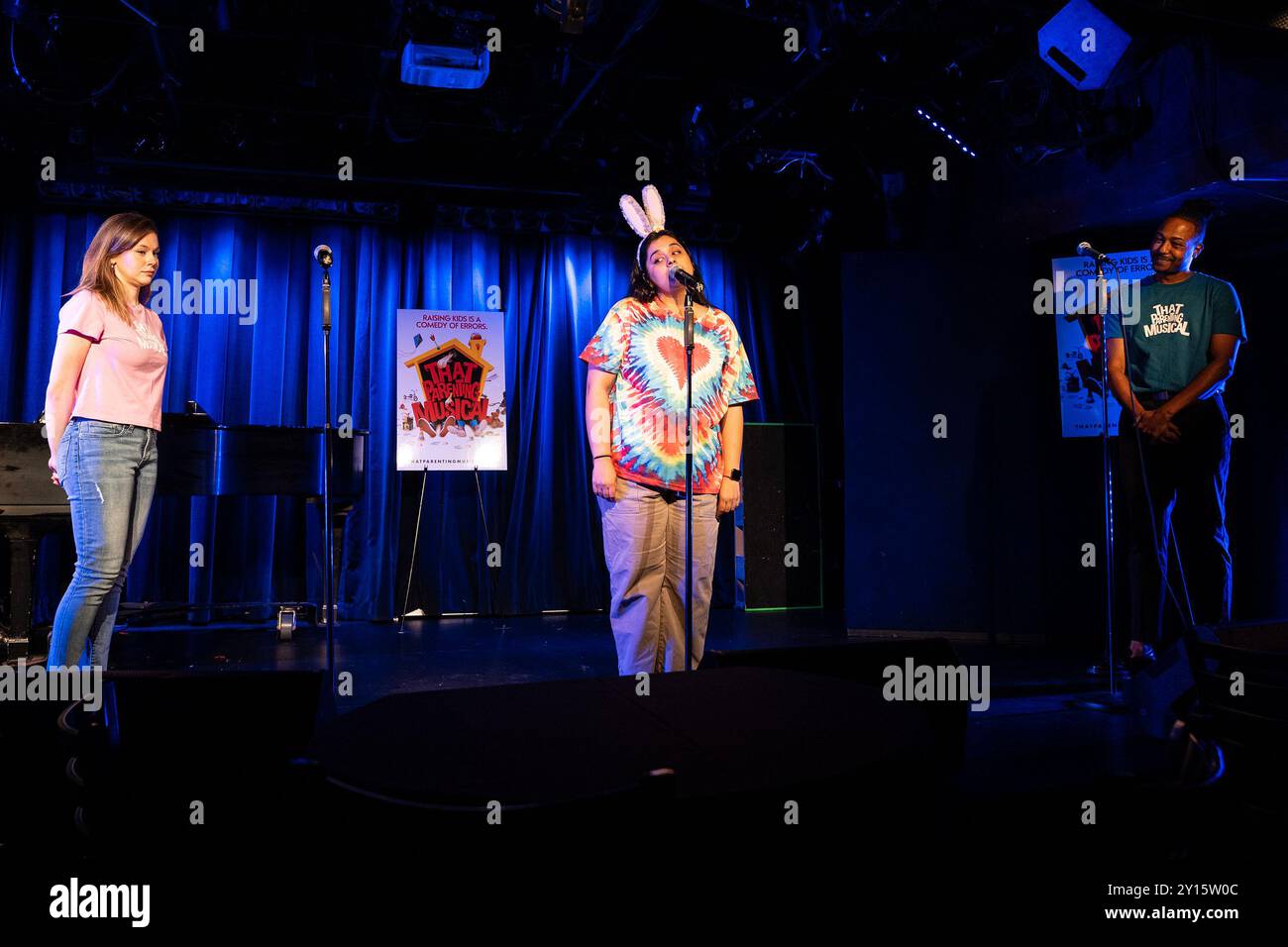 4 septembre 2024, New York, New York, États-Unis : McKenna OGrudnik, Vidushi Goyal et Dwayne Washington interprètent numéro musical lors de l'avant-première de presse pour 'That Parenting musical' au Laurie Beechman Theatre à New York (crédit image : © Lev Radin/Pacific Press via ZUMA Press Wire) USAGE ÉDITORIAL SEULEMENT! Non destiné à UN USAGE commercial ! Banque D'Images