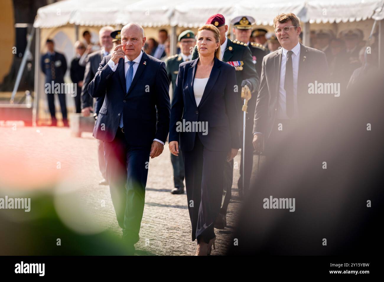 Copenhague, Danemark. 05th Sep, 2024. Le président du Parlement, Soeren Gade, le premier ministre mette Frederiksen (S), le ministre de la Défense Troels Lund Poulsen (V) et le chef de la Défense Michael Wiggers Hyldgaard déposent des couronnes dans le cadre du jour du drapeau du déploiement danois marqué par une cérémonie commémorative à Kastellet à Copenhague, le jeudi 5 septembre 2024. (Photo : IDA Marie Odgaard/Ritzau Scanpix) crédit : Ritzau/Alamy Live News Banque D'Images