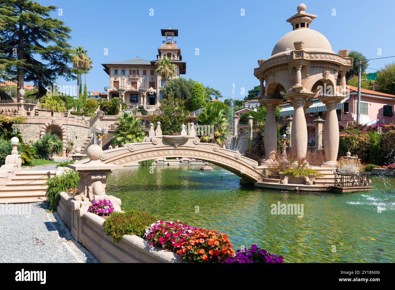 Imperia, Italie - 14 août 2023 : Villa Grock - manoir italien de Grock avec jardin, fontaine, bel été Banque D'Images