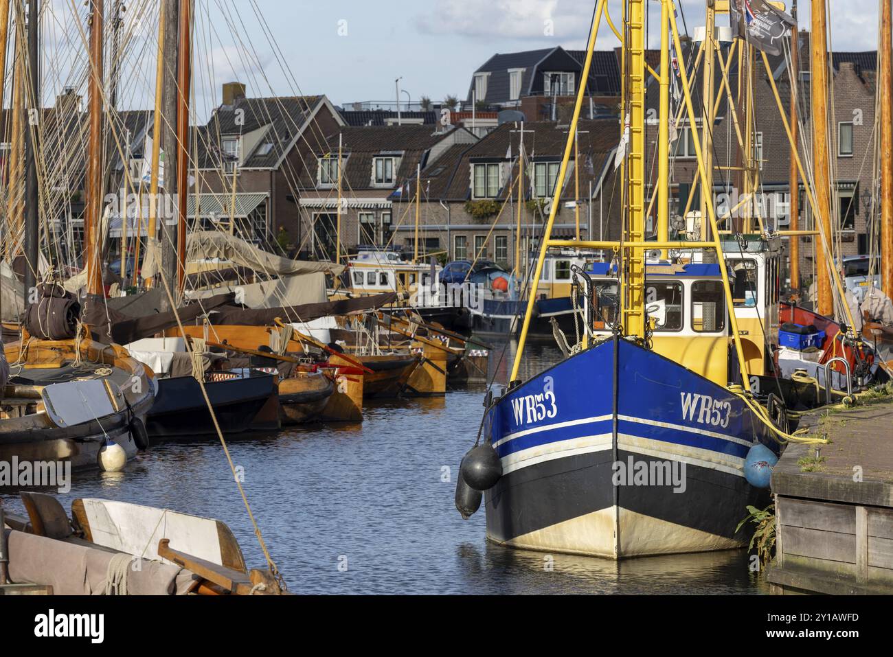 Bateaux en bois, vieux port sur l'Eemmeer, centre historique de Spakenburg, Bunschoten-Spakenburg, Utrecht, pays-Bas Banque D'Images