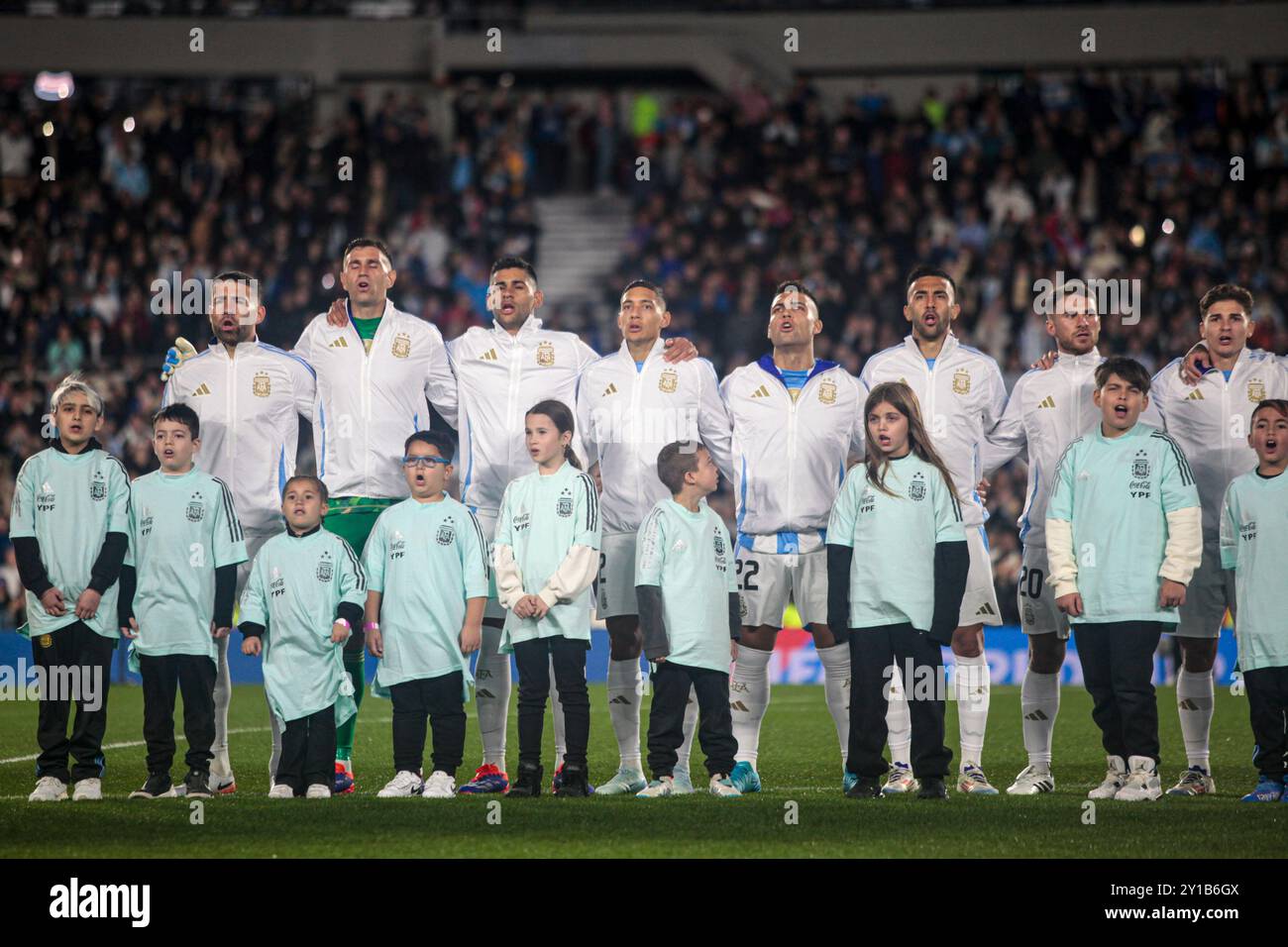 Buenos Aires, Argentine. 05th Sep, 2024. Équipe Argentine lors des hymnes avant la Coupe du monde de la FIFA 2026 qualification entre l'Argentine et le Chili à l'Estadio Mâs Monumental à Buenos Aires, Argentine (Patricia Perez Ferraro/SPP) crédit : SPP Sport Press photo. /Alamy Live News Banque D'Images