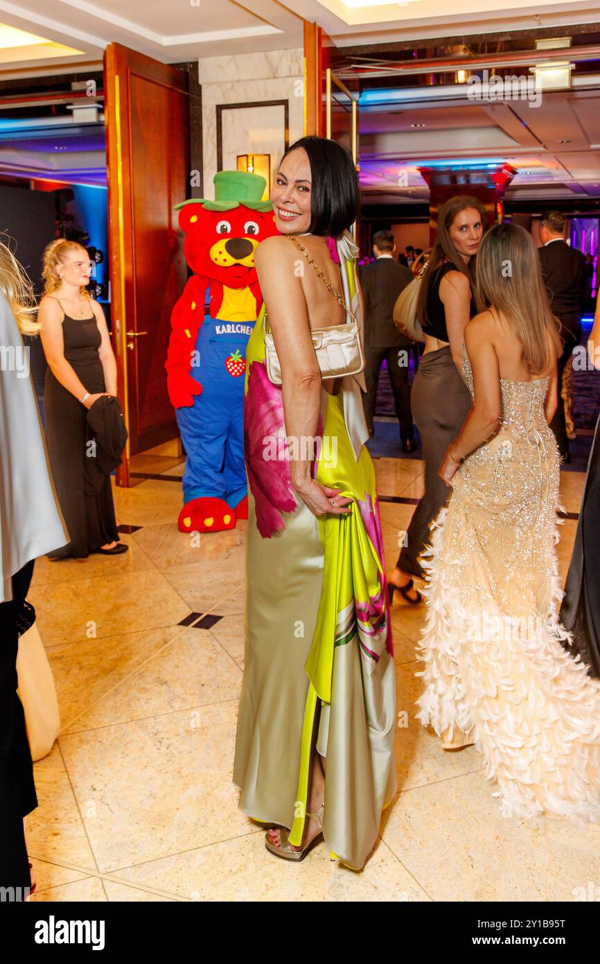 Hommage à Bambi 2024 Natalia Yegorova Natalia Klitschko beim hommage à Bambi 2024 im JW Marriott Hotel Berlin AM 05.09.2024 à Berlin. *** Hommage à Bambi 2024 Natalia Yegorova Natalia Klitschko à l'hommage à Bambi 2024 au JW Marriott Hotel Berlin le 05 09 2024 à Berlin Copyright : xEventpressxKochanx Banque D'Images