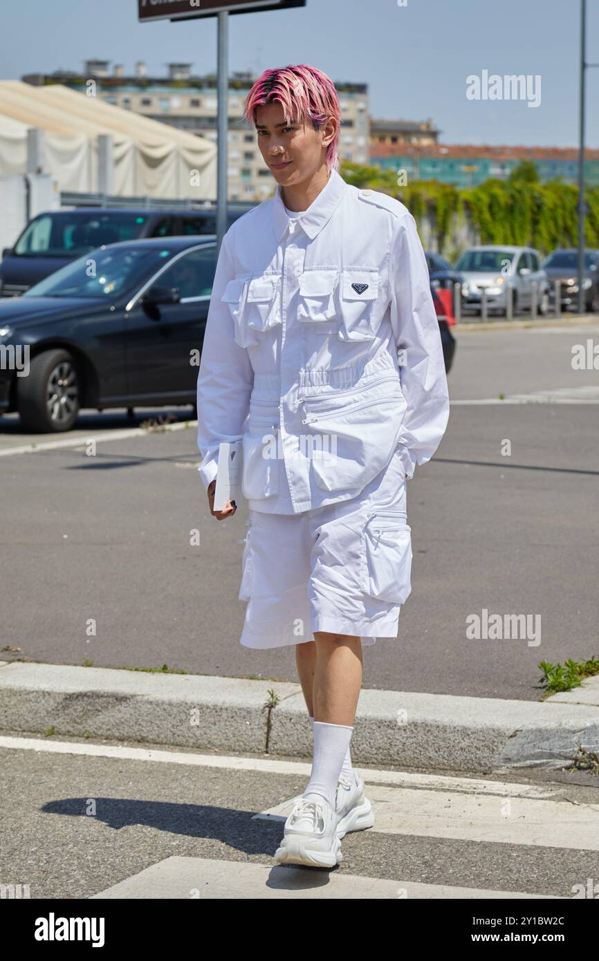 MILAN, ITALIE - 16 JUIN 2024 : Yamato avec Before Prada défilé, Milan Fashion week Street style Banque D'Images