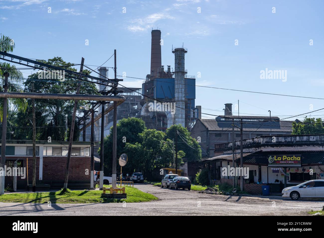 L'usine agro-industrielle Ledesma SAAI, Libertador General San Martin, Argentine. La plante produit du sucre à partir de la canne à sucre et fabrique du papier à partir du c Banque D'Images