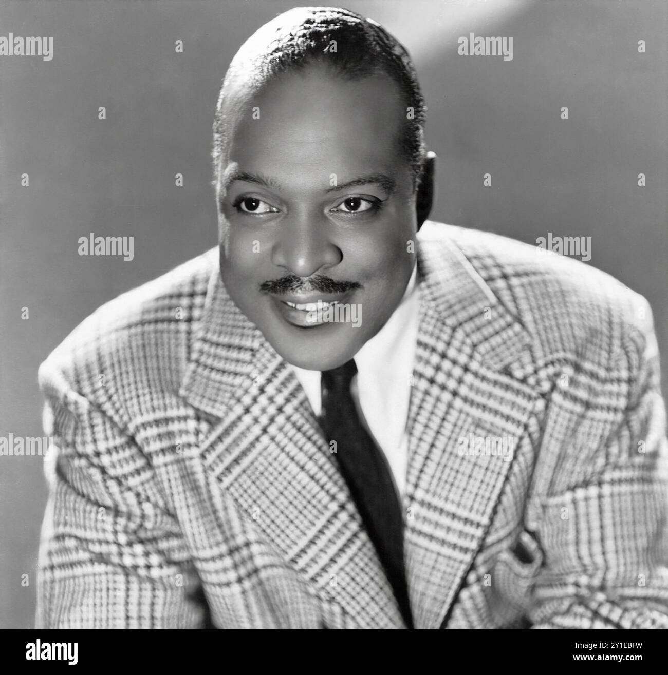 Photo publicitaire de la légende du jazz Count Basie portrait, 1944 Banque D'Images