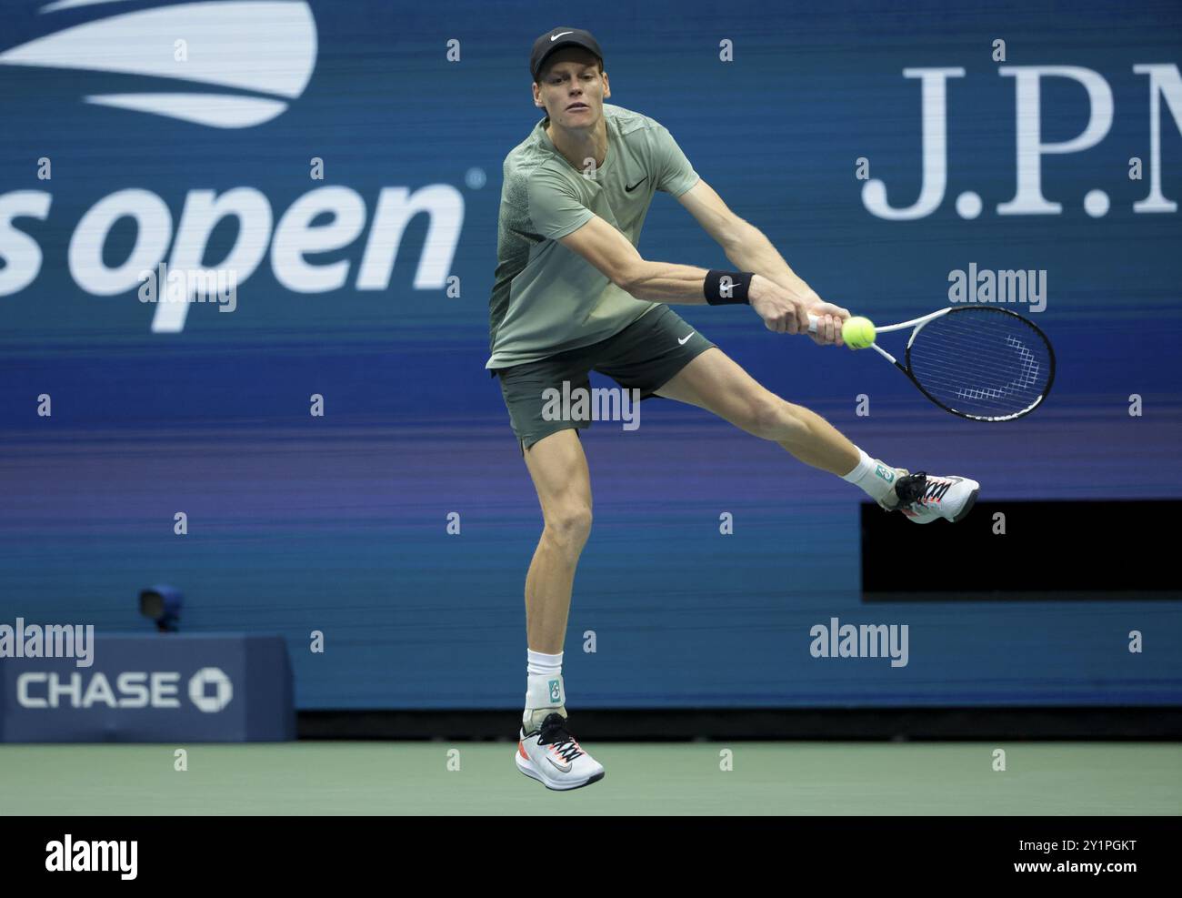 Jannik Sinner d'Italie pendant le jour 12 de l'US Open 2024, tournoi de tennis du Grand Chelem le 6 septembre 2024 au USTA Billie Jean King National Tennis Center à New York, États-Unis Banque D'Images