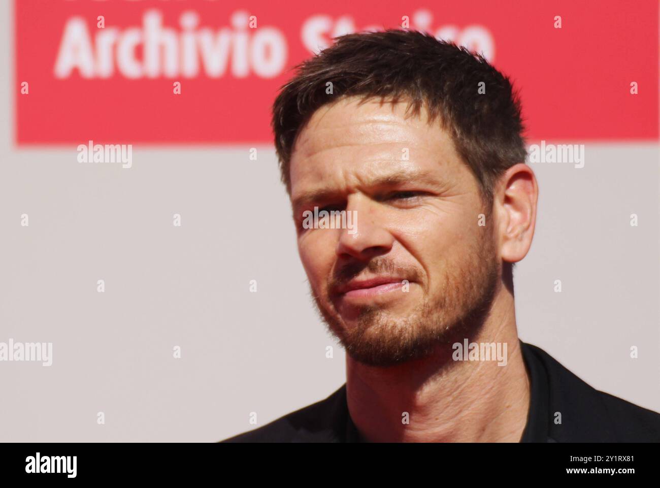 Mostra del Cinema Venezia 2024. 81 Festival du film de Venise Italie. Filmfestival Venedig, Italien. Horizon - une saga américaine, Chapitre 2 - première. John Beavers assiste au tapis rouge *** Mostra del Cinema Venezia 2024 81 Festival du film de Venise Festival Italie du film Venise, Italie Horizon an American Saga, Chapitre 2 première John Beavers assiste au tapis rouge Banque D'Images