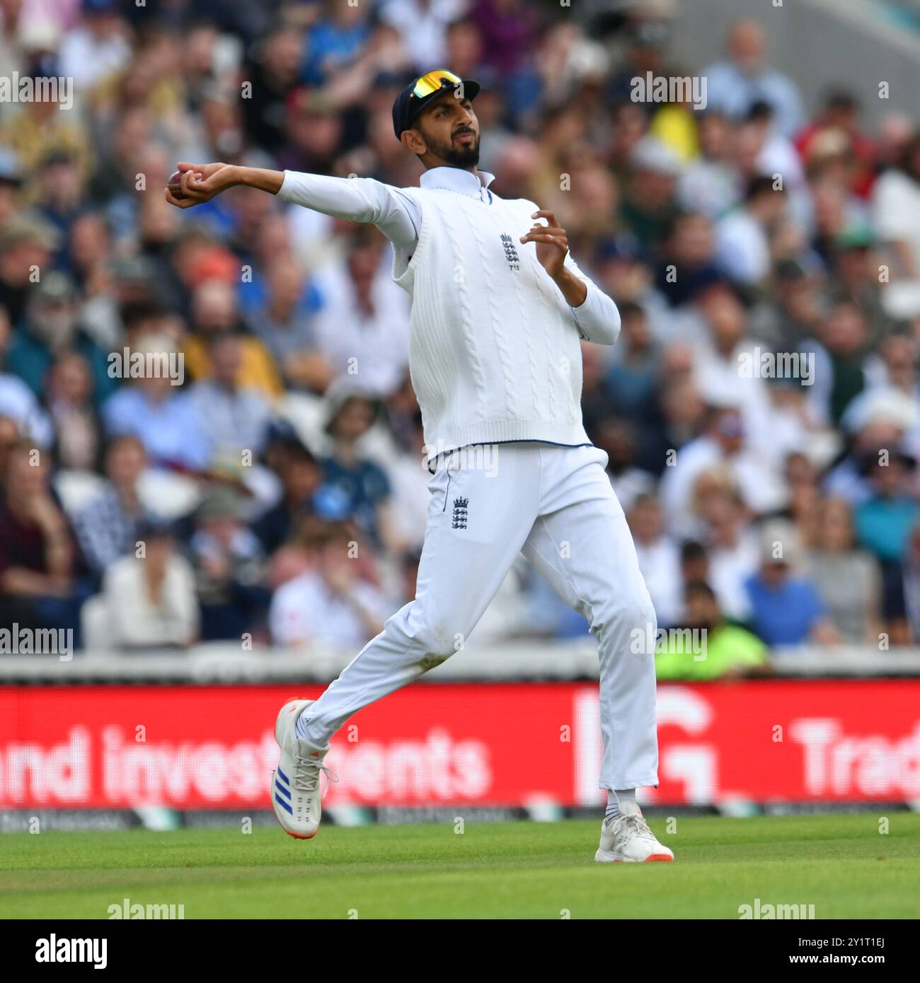 Londres, Angleterre. 8 septembre 2024. Shoaib Bashir lors de la troisième journée du Rothesay troisième épreuve masculine entre l’Angleterre et le Sri Lanka au Kia Oval, Londres. Kyle Andrews/Alamy Live News. Banque D'Images