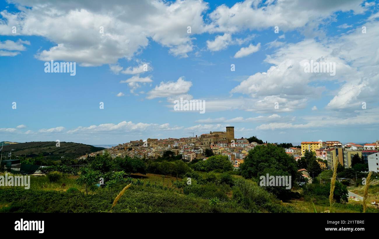 Panorama du village médiéval de Tricarico, Matera, Basilicate, Italie Banque D'Images