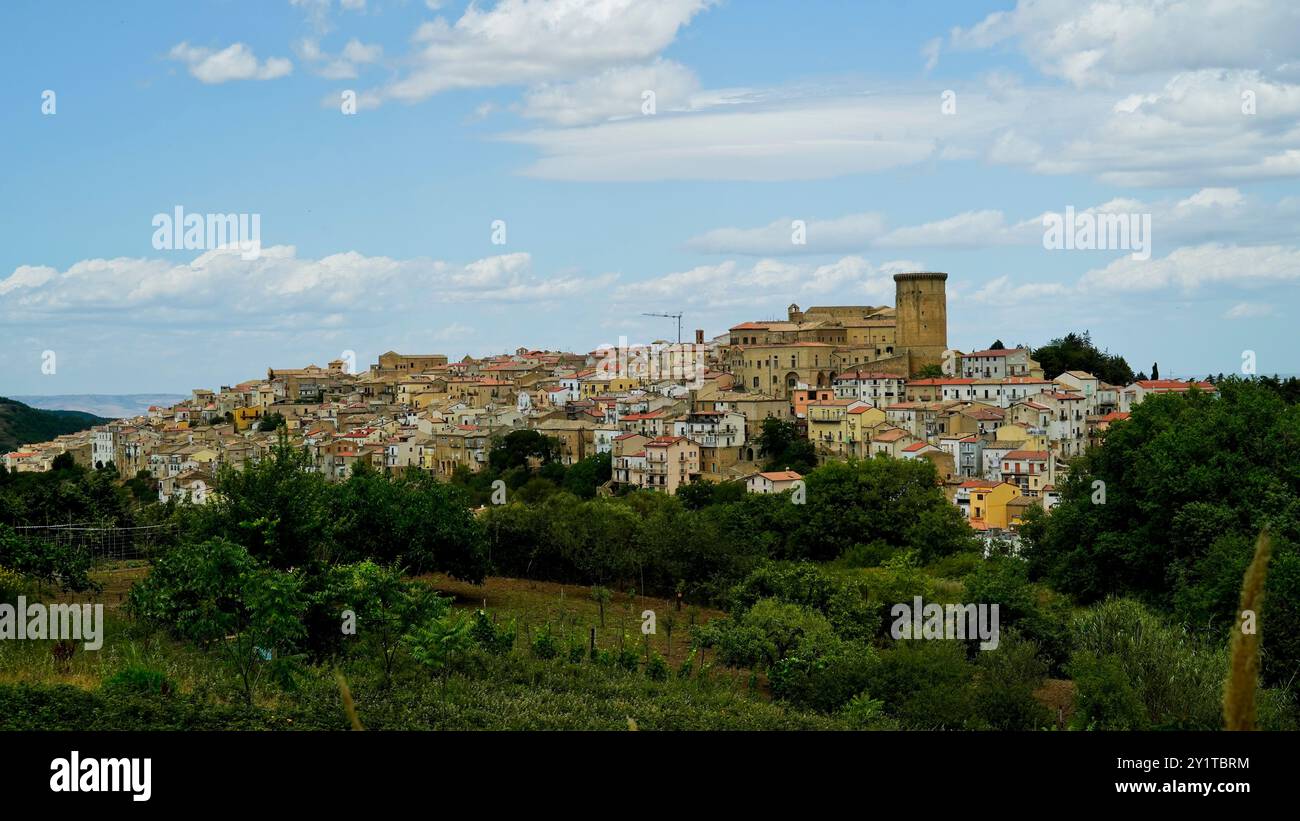 Panorama du village médiéval de Tricarico, Matera, Basilicate, Italie Banque D'Images