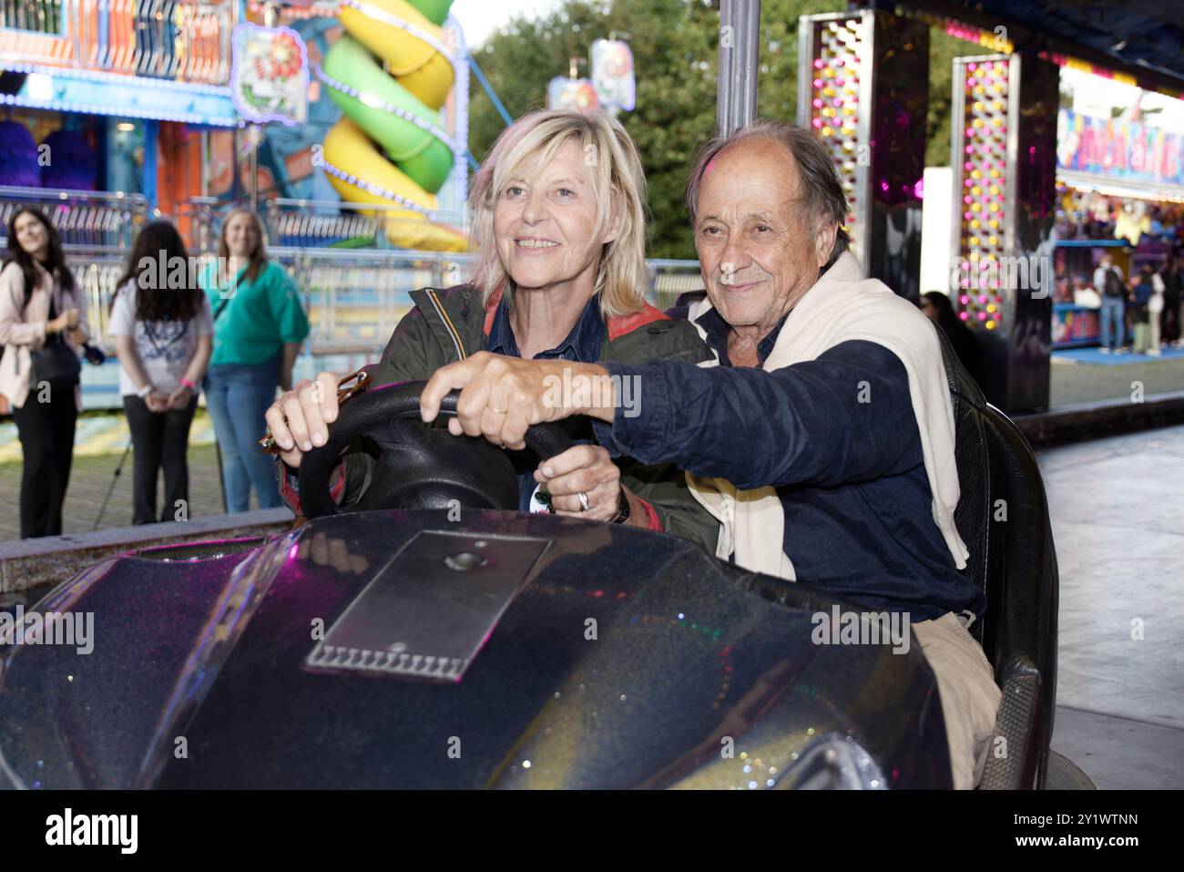 Paris, France. 6 septembre 2024. Chantal Ladesou et son mari Michel Ansault assistent à la soirée d’ouverture de la traditionnelle Fête à Neu-Neu, en faveur de la Banque D'Images