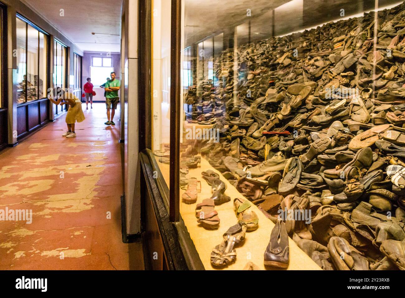 Chaussures confisquées aux déportés, camp de concentration d'Auschwitz I, musée d'État, Oswiecim, Pologne, europe de l'est Banque D'Images