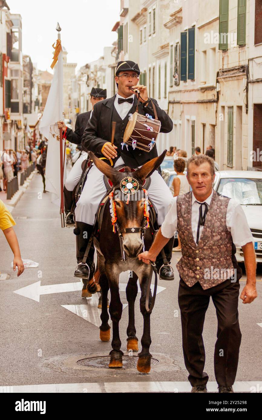 Festival des chevaux dansants, Festes de Gràcia, Mahón, Minorque, Îles Baléares, Espagne. Banque D'Images