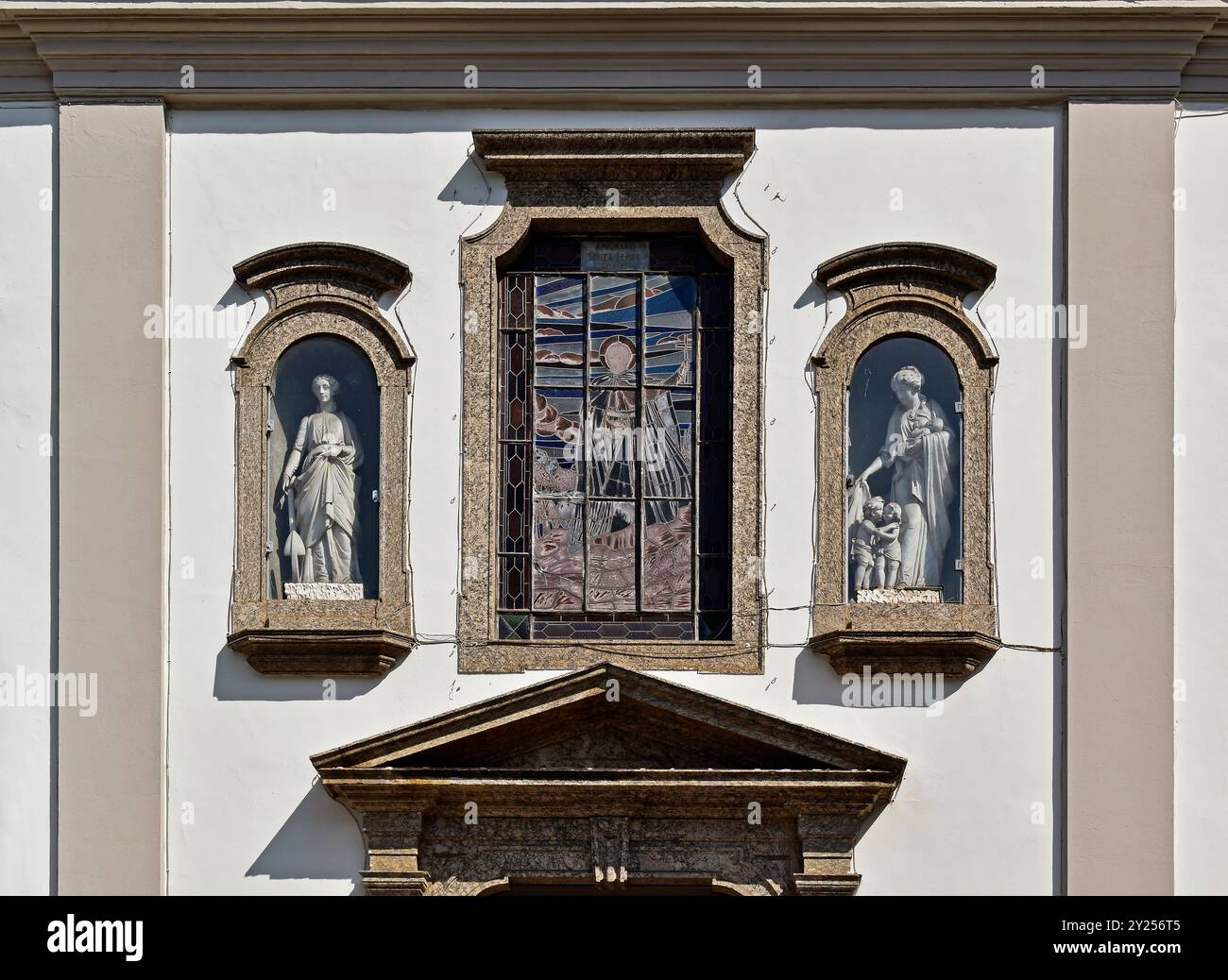 Façade de l'église Saint François Xavier (détail) dans le quartier de Tijuca, Rio de Janeiro, Brésil Banque D'Images