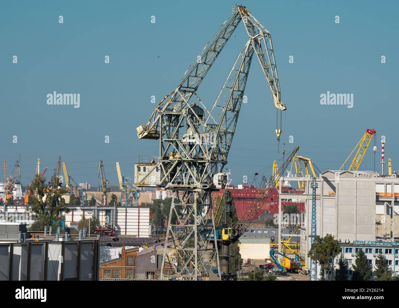 Gdansk, Voïvodie de Poméranie, Pologne, 07 septembre 2024, grues portuaires du chantier naval de Gdansk Banque D'Images