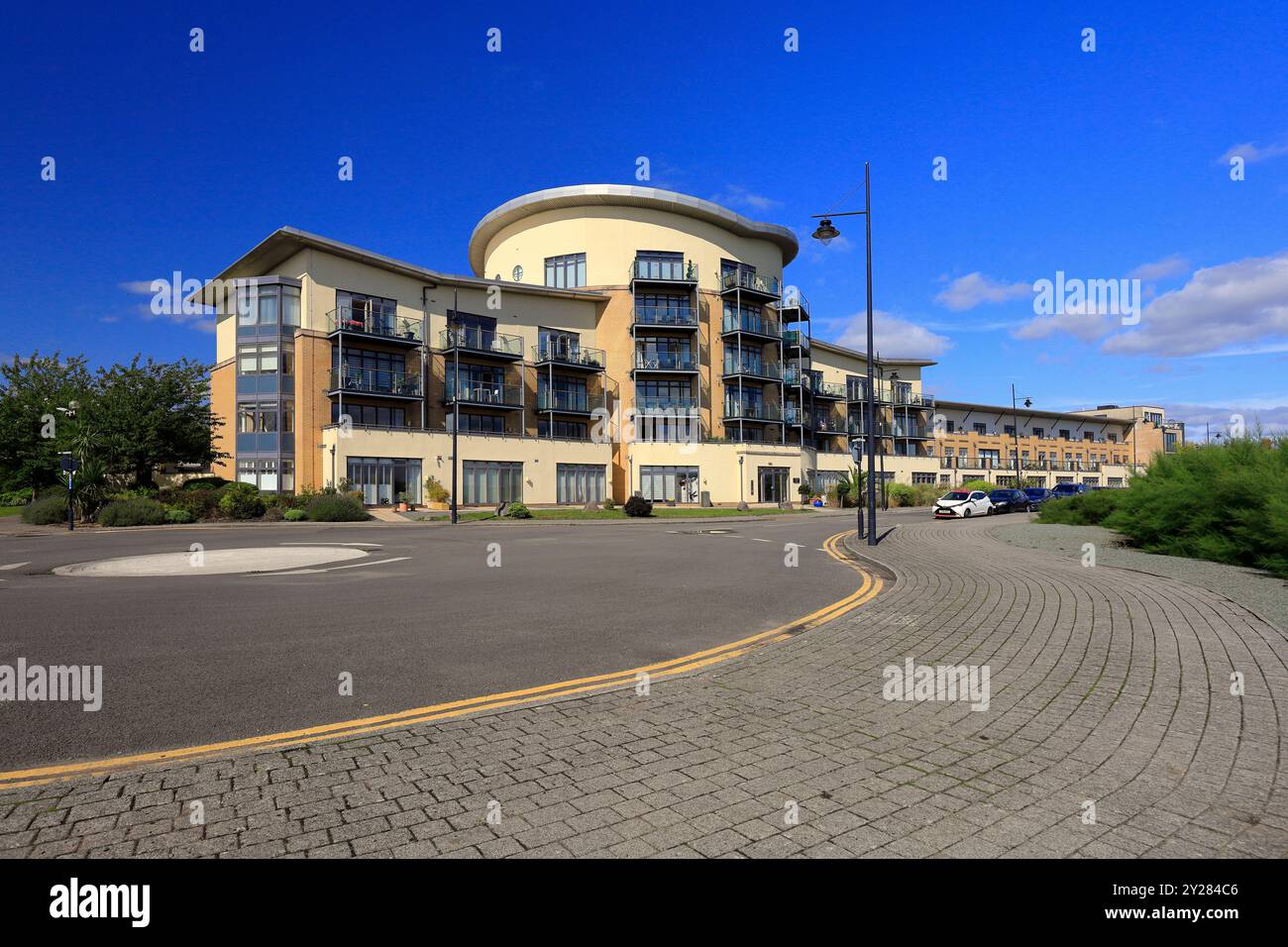 The Lacuna Apartments Block, Windsor Esplanade, Cardiff Bay, South Wales, Royaume-Uni. Prise en septembre 2024 Banque D'Images