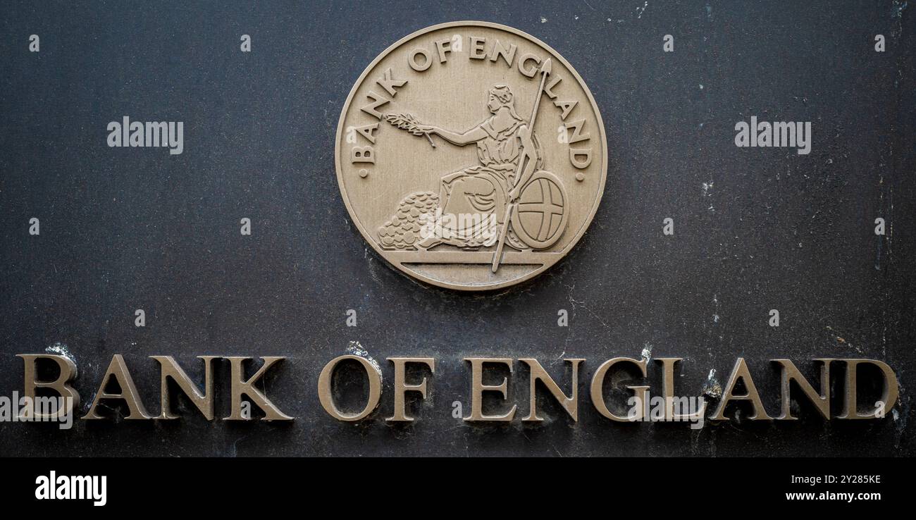 Logo ou symbole de la Banque d'Angleterre sur le bâtiment de la Banque d'Angleterre dans le centre de Londres Banque D'Images