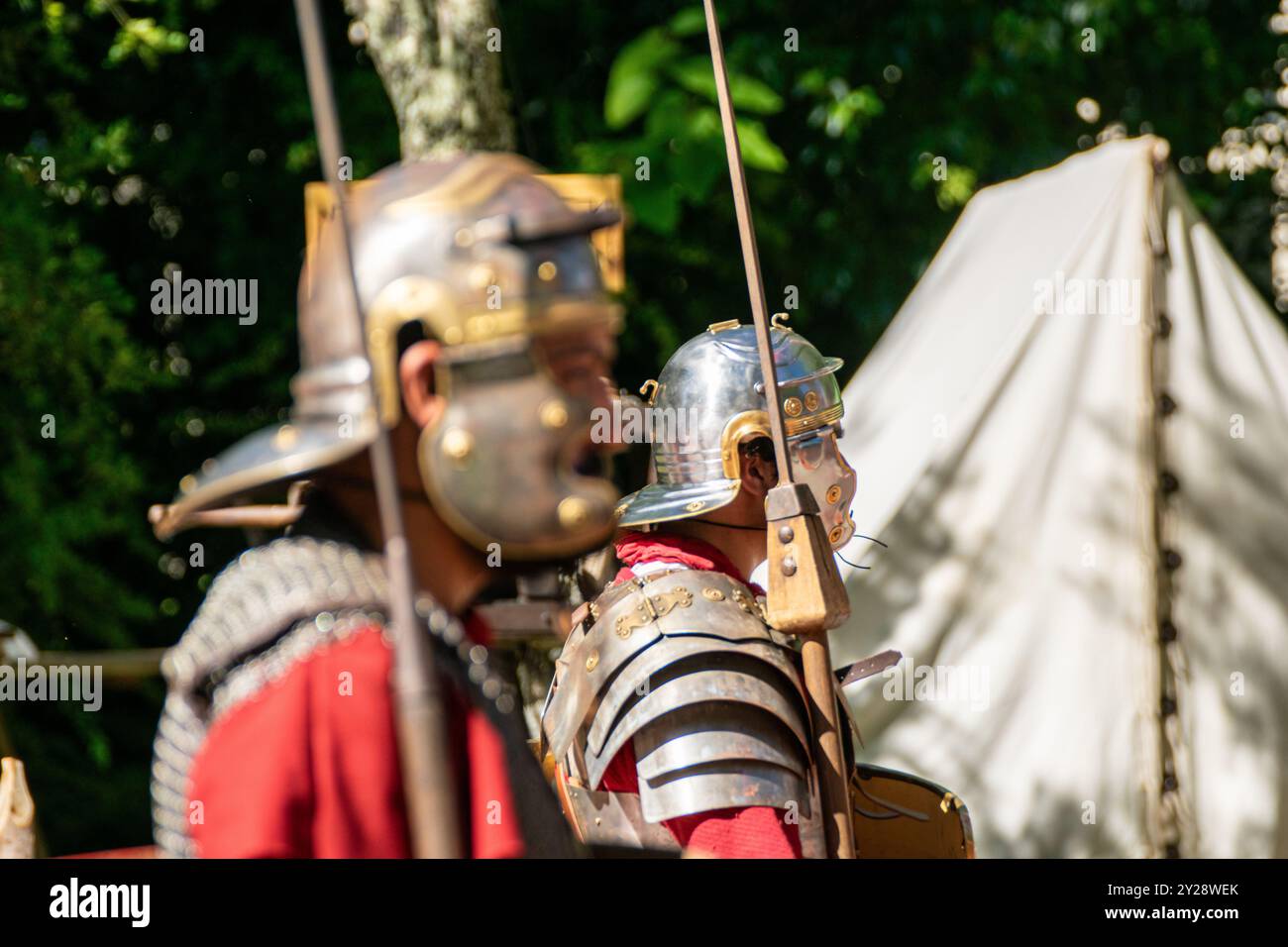 Soldats romains à une fête commémorative historique Banque D'Images