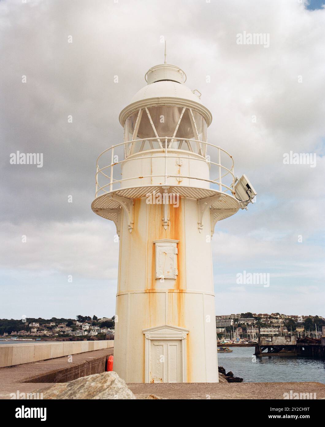 Phare de brise-lames de Brixham, Brixham, Devon, Angleterre, Royaume-Uni. Banque D'Images