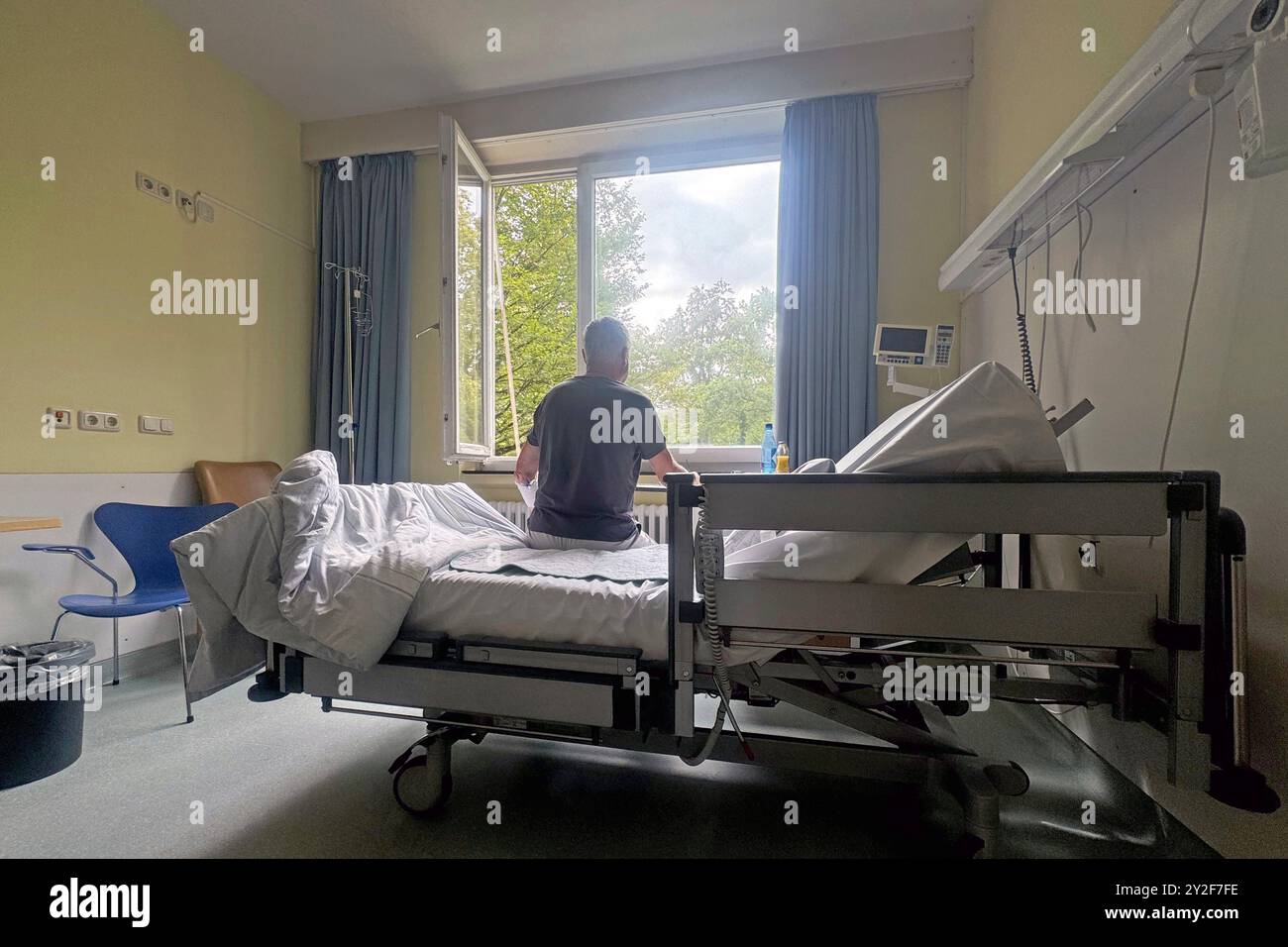 Munich, Deutschland. 10 septembre 2024. Patient à l'hôpital, chambre simple, chambre simple, ennui, maladie, séjour hospitalier. ? Crédit : dpa/Alamy Live News Banque D'Images