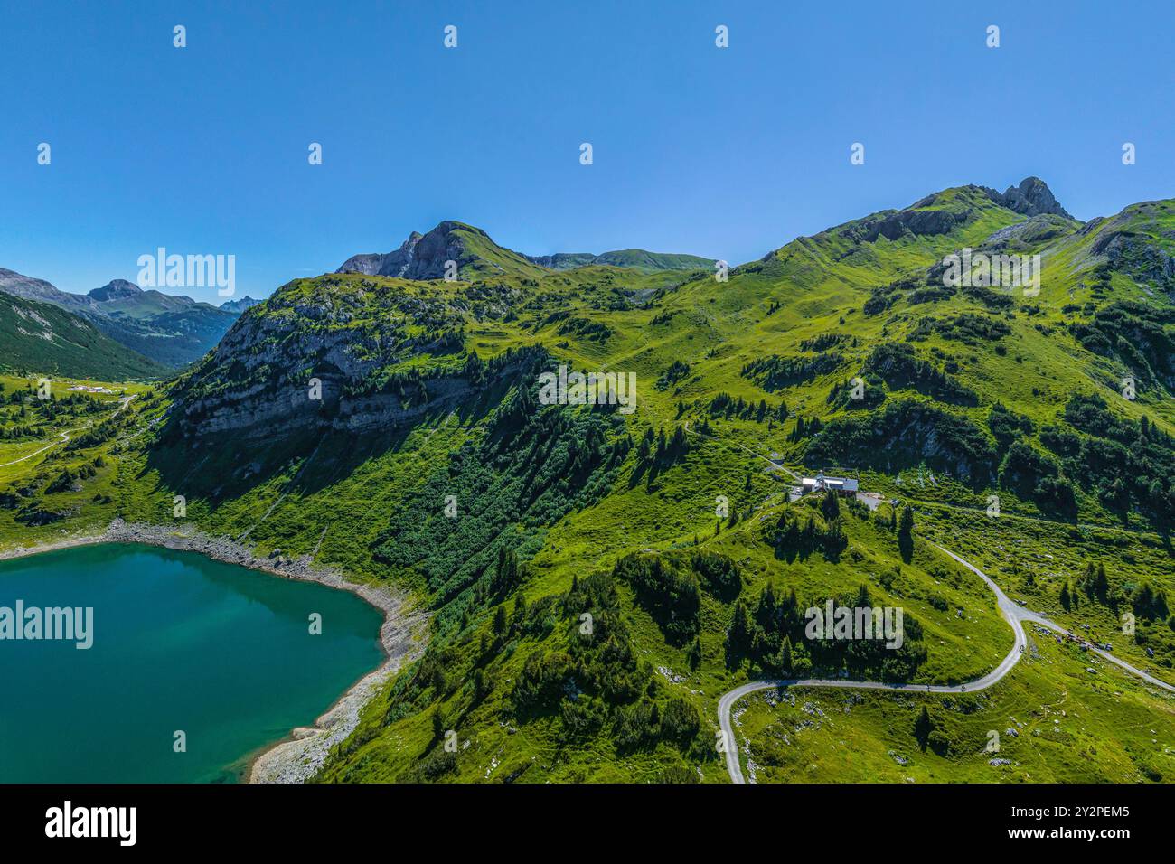 Nature alpine impressionnante au lac Formarin près de la Freiburger Hütte dans les Alpes du Vorarlberg Banque D'Images